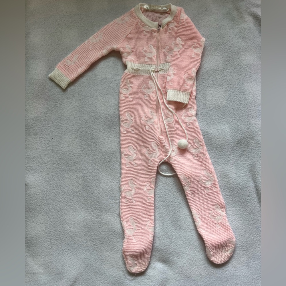 Christmas gift Vintage baby girl fit to grow snowsuit NB-12 months pink